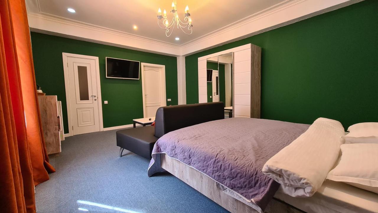 Cryptohotel.Club Алма Ата Екстериор снимка