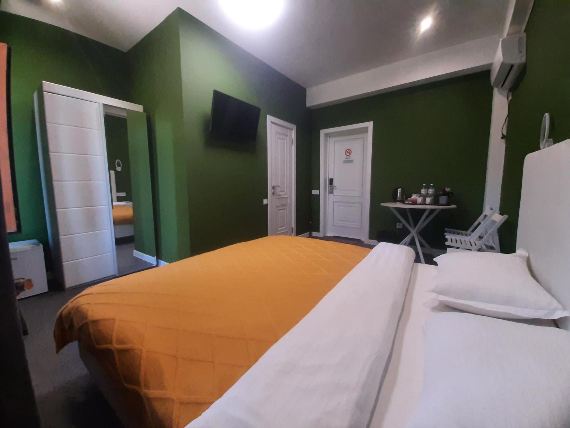 Cryptohotel.Club Алма Ата Екстериор снимка